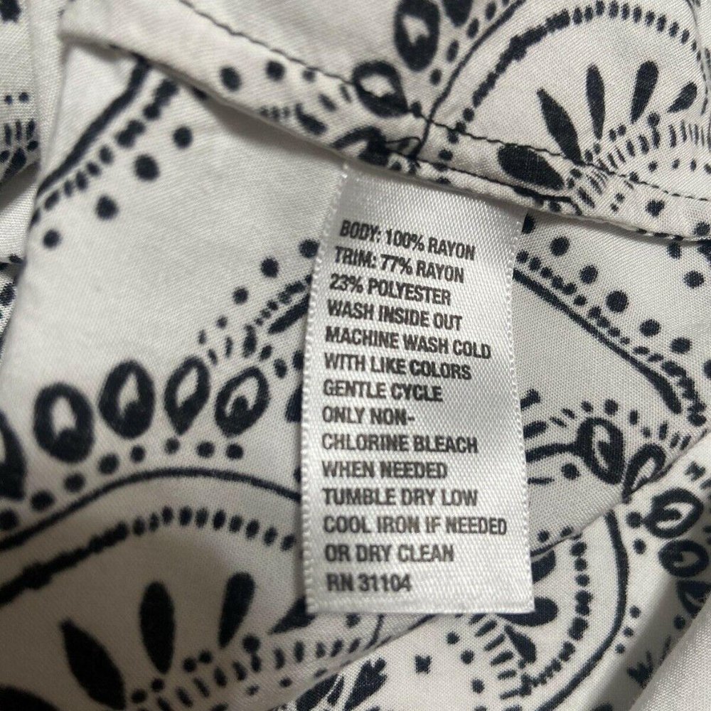 💝Crown & Ivy Black/White Elephant Print Tunic, L/S, Medium - Picture 9 of 11